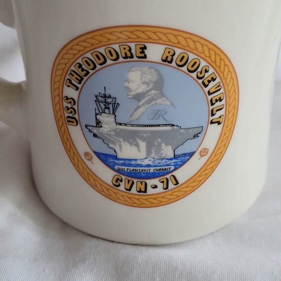 USS Theodore Roosevelt CVN-71 Diner Coffee Mug-Vintage - Picture 2 of 5